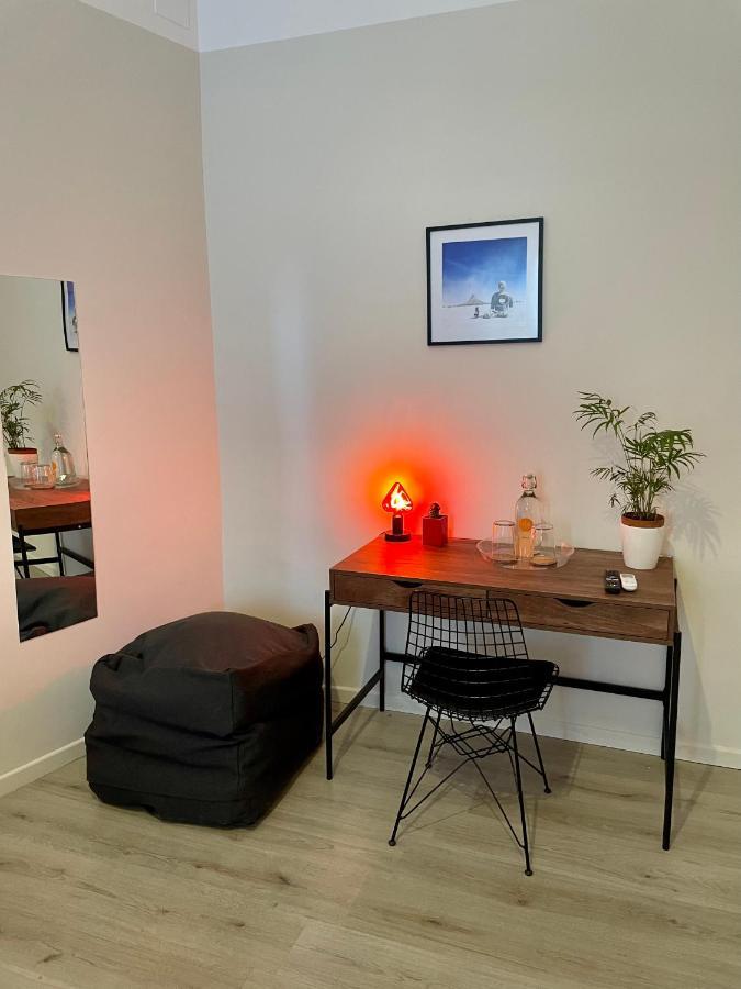 ليتشي 4 Balconi Rooms Paladini B&B E Appartamenti المظهر الخارجي الصورة