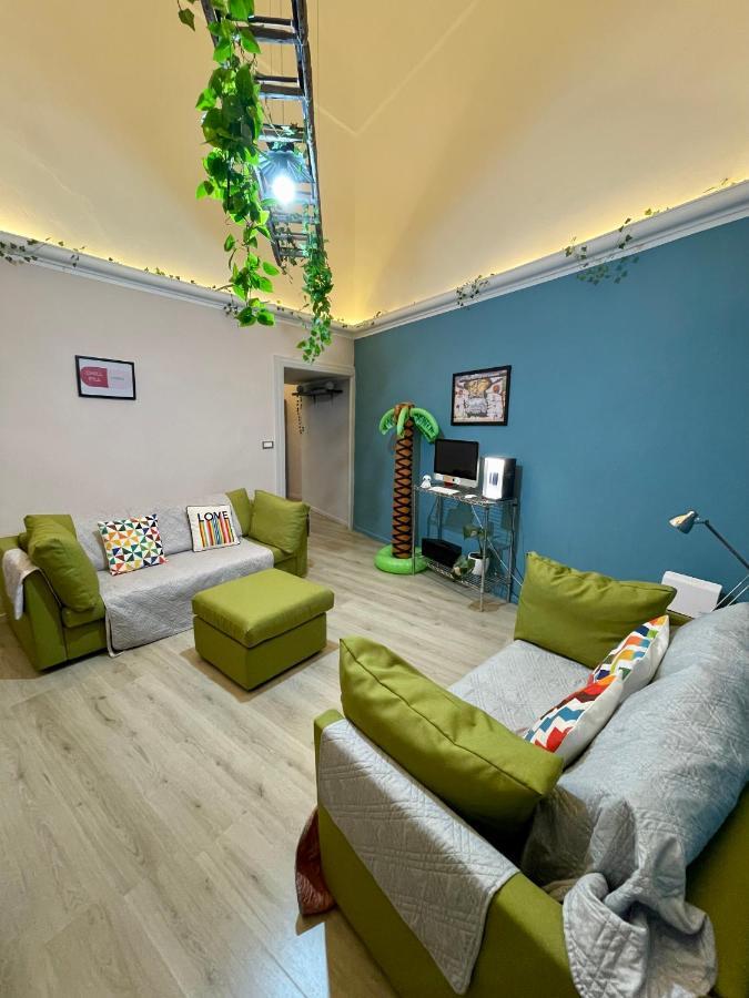 ليتشي 4 Balconi Rooms Paladini B&B E Appartamenti المظهر الخارجي الصورة