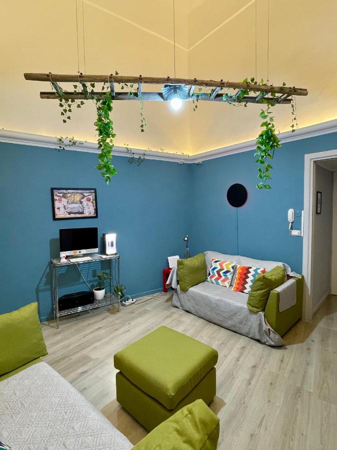 ليتشي 4 Balconi Rooms Paladini B&B E Appartamenti المظهر الخارجي الصورة