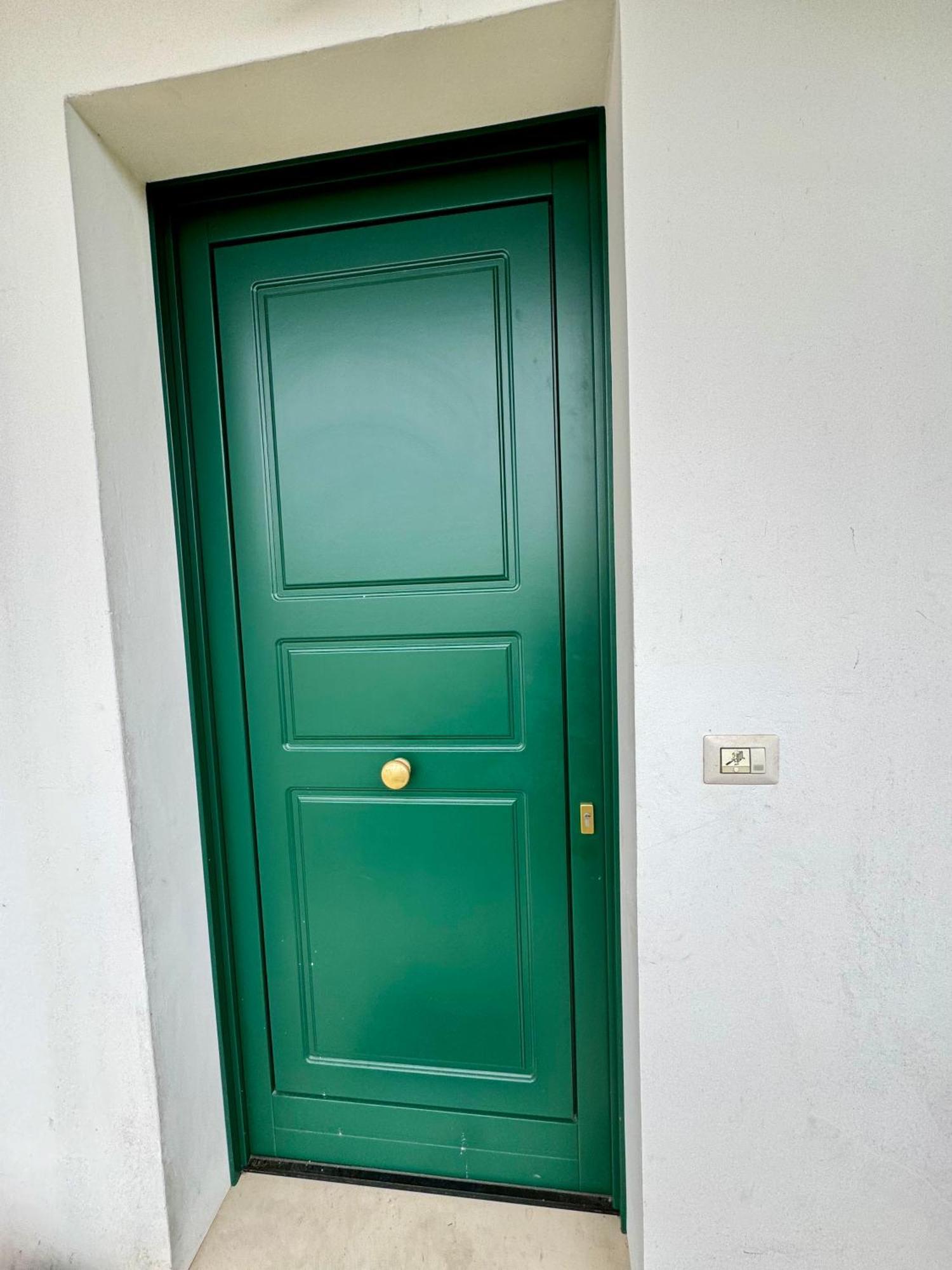 ليتشي 4 Balconi Rooms Paladini B&B E Appartamenti المظهر الخارجي الصورة